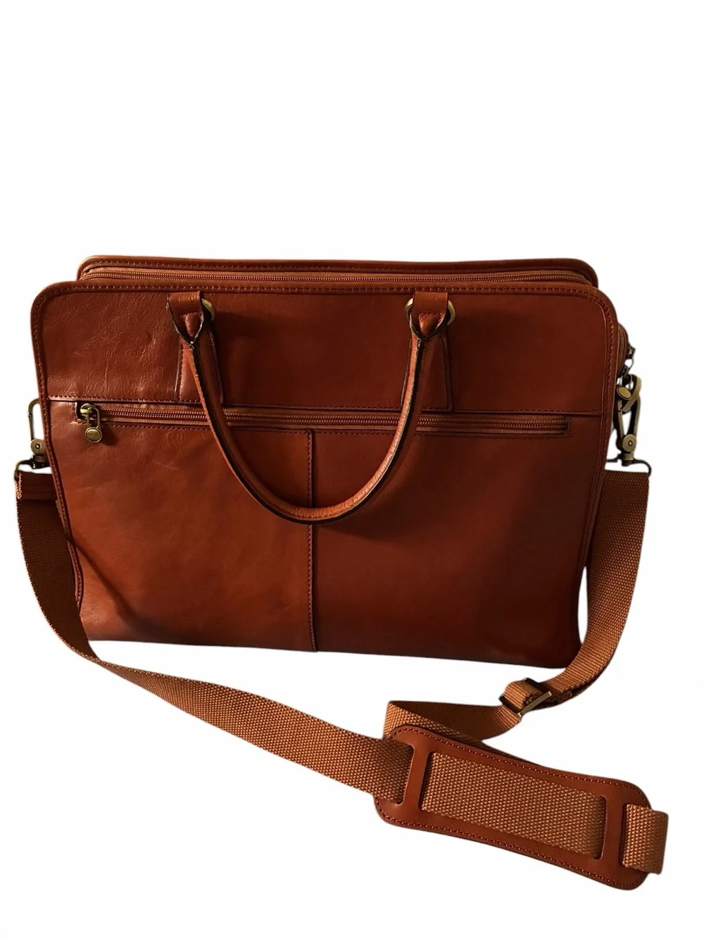 Banuce 15” Italian Leather Laptop Briefcase – Like New Condition